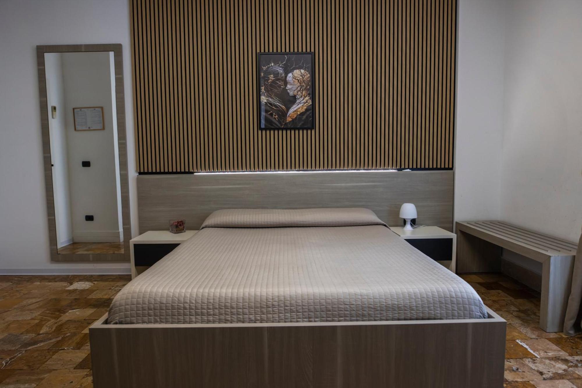 B&B Palazzo Storico Di Nicola Pescara Ngoại thất bức ảnh
